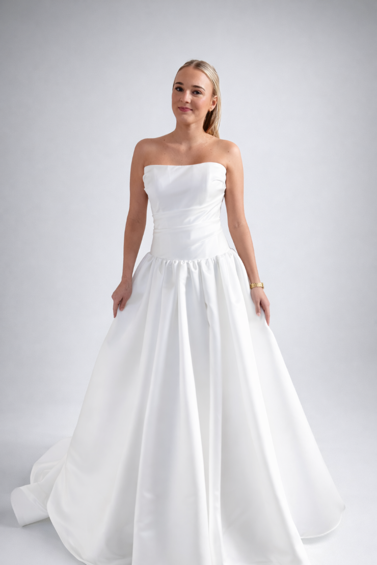 Sculpted Silhouettes: Why Structured Wedding Dresses Are Defining Modern Bridal Style Image