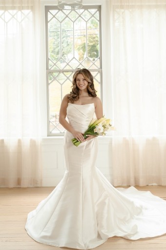 Theadora James 4743 #0 default Ivory thumbnail