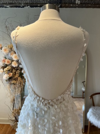 Alexandra Grecco Mirella #6 default Off White thumbnail