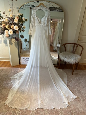 Truvelle Scarlett #4 Off White thumbnail
