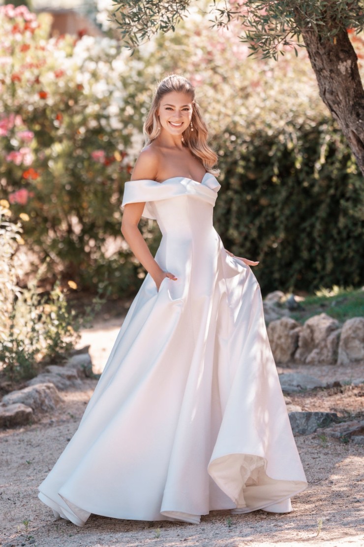 tiered bridesmaid dress Ever-Pretty Spaghetti Strap A-Line Tiered Sweetheart Tulle Bridesmaid Dress