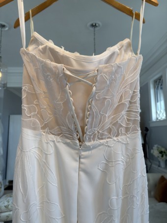 Madi Lane Tamra by Madi Lane #6 Ivory thumbnail