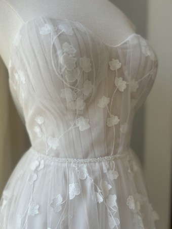 Madison James Gwen by Madison James #3 Desert/Champagne/Ivory thumbnail