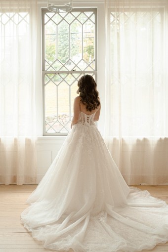 Camden Tyler Olivia by Camden Tyler #1 Ivory thumbnail