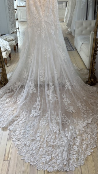 Camden Tyler Genevive by Camden Tyler #6 Ivory thumbnail