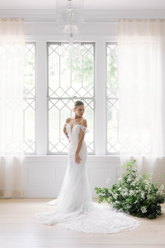 Camden Tyler Genevive by Camden Tyler #2 Ivory thumbnail