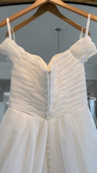 Allure Romance R3850P by Allure Romance #2 Ivory thumbnail