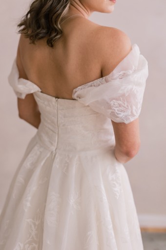 Camden Tyler Lilah by Camden Tyler #3 Sand/Ivory thumbnail