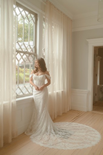 Camden Tyler Juliet by Camden Tyler #2 Ivory thumbnail