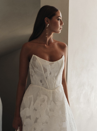 Alena Leena Gloriosa by Alena Leena #2 Off White thumbnail