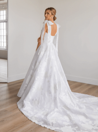 Rebecca Schoneveld Giselle #3 Natural White thumbnail