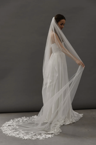 Heirloom Bridal Company Cathedral Applique Veil - Heirloom #0 default Ivory thumbnail