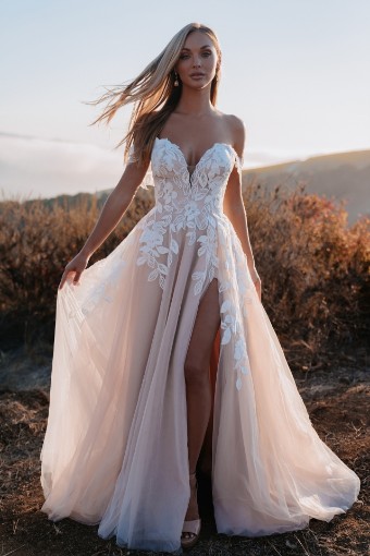 Allure Romance 3500 #0 default Mocha/Champagne/Ivory/Nude thumbnail