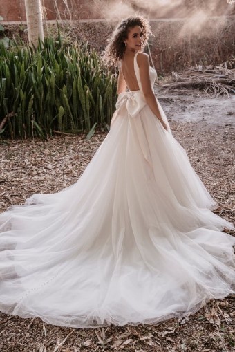 Allure Romance 3559 #1 Ivory/Nude thumbnail