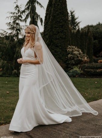 Sara Gabriel Julianne Veil #2 default Pale Ivory thumbnail