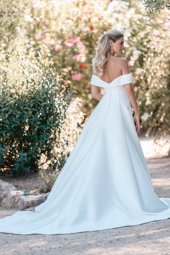 Allure Bridals Clara #1 Ivory thumbnail